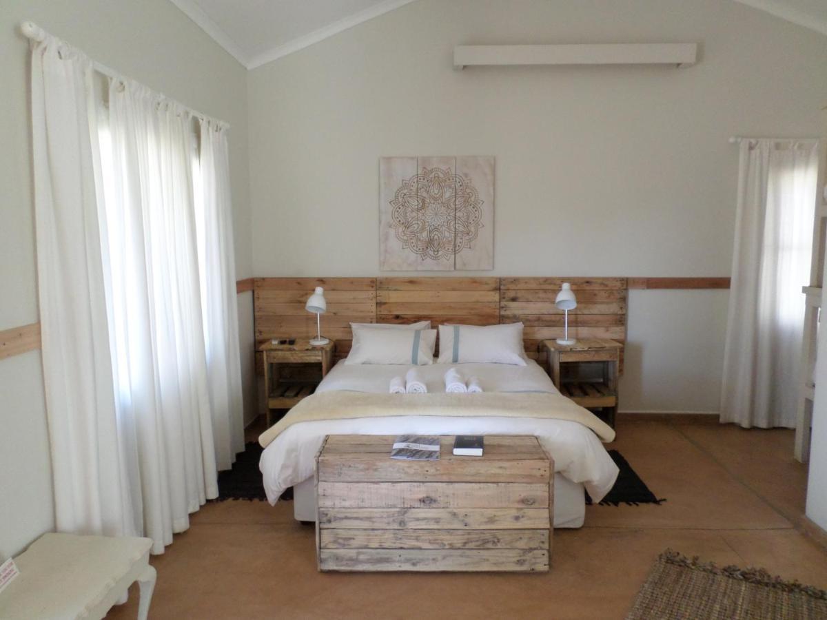 Out Of Nature Country Lodge Windhoek Exterior foto