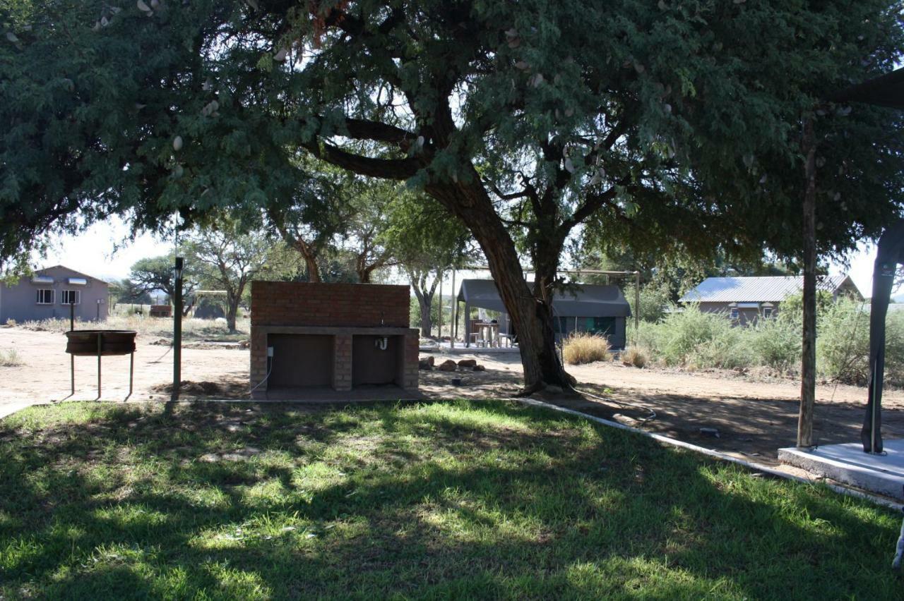 Out Of Nature Country Lodge Windhoek Exterior foto
