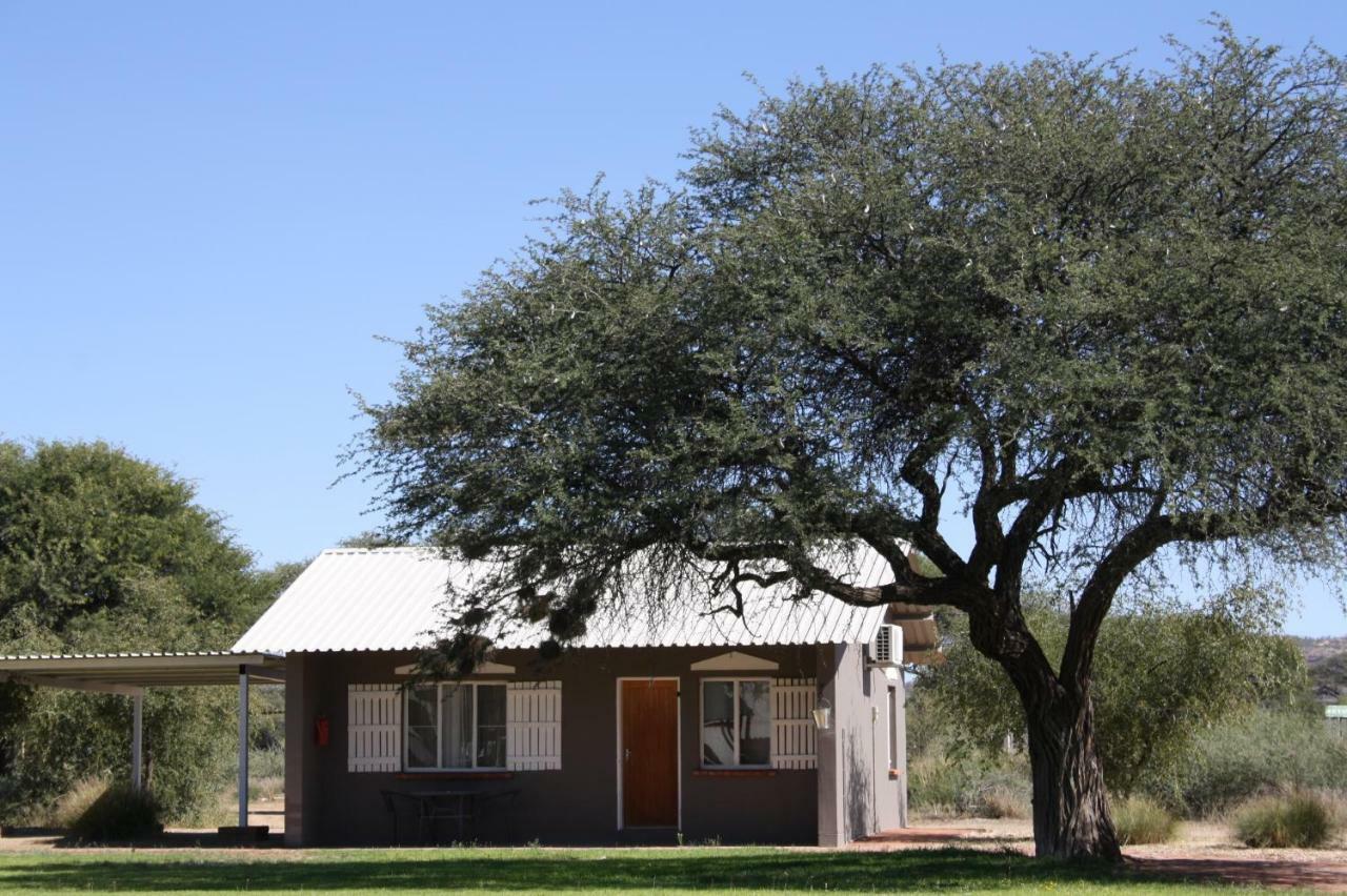 Out Of Nature Country Lodge Windhoek Exterior foto