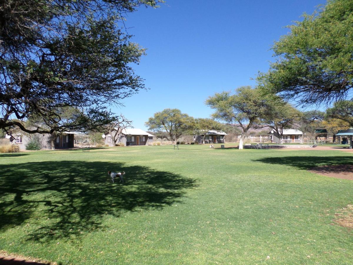 Out Of Nature Country Lodge Windhoek Exterior foto